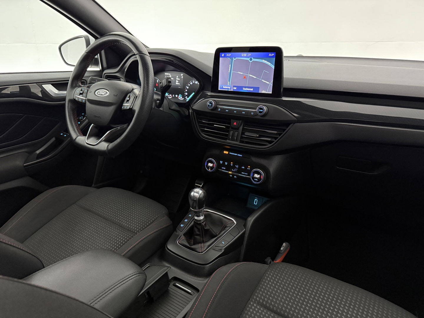 Ford Focus 1.0 ST Line | Pano | B&O | LED | Carplay | Cruise | Navi | Parkeersens. l NAP