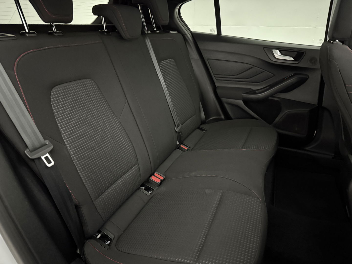 Ford Focus 1.0 ST Line | Pano | B&O | LED | Carplay | Cruise | Navi | Parkeersens. l NAP