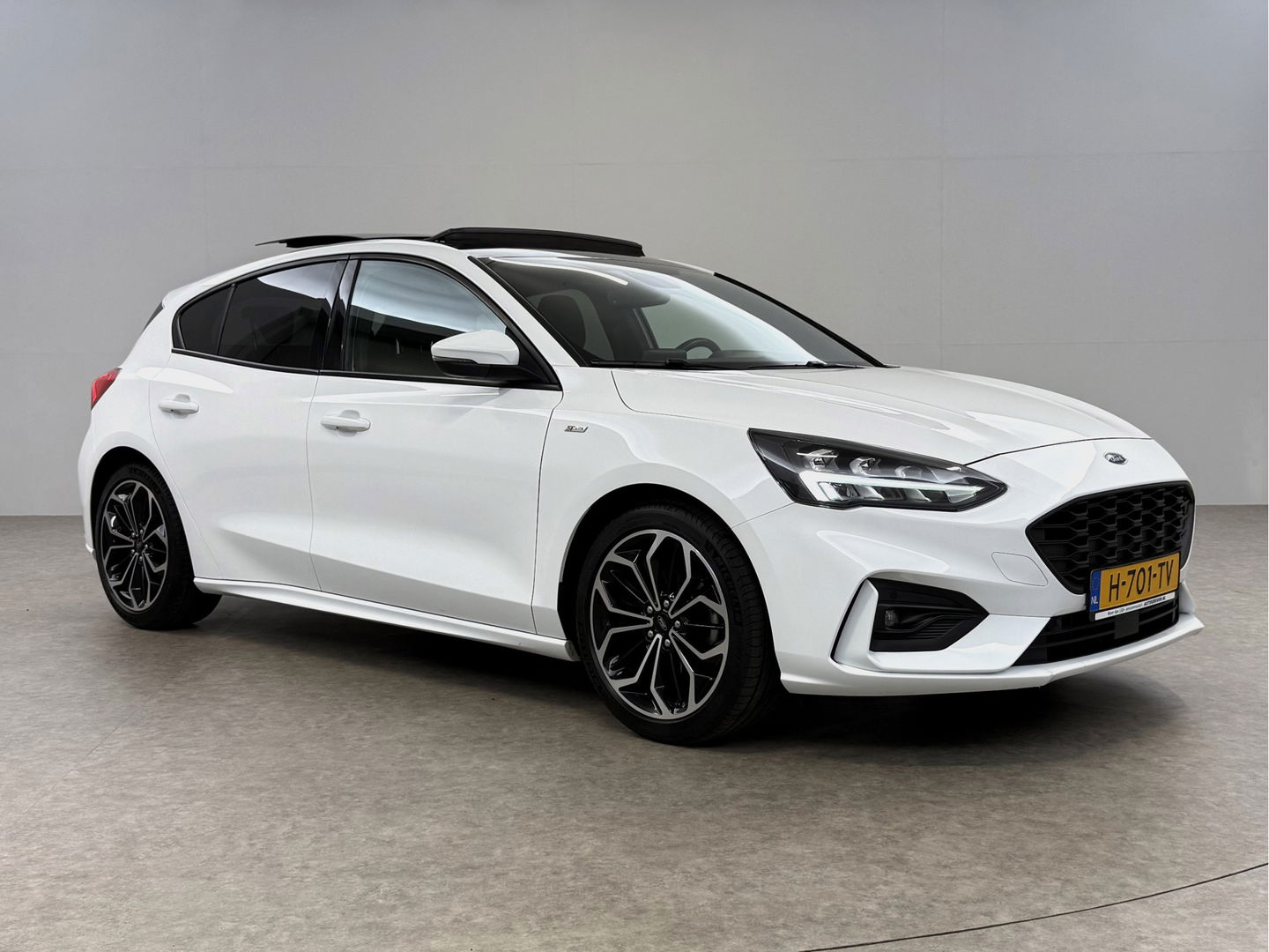 Ford Focus 1.0 ST Line | Pano | B&O | LED | Carplay | Cruise | Navi | Parkeersens. l NAP