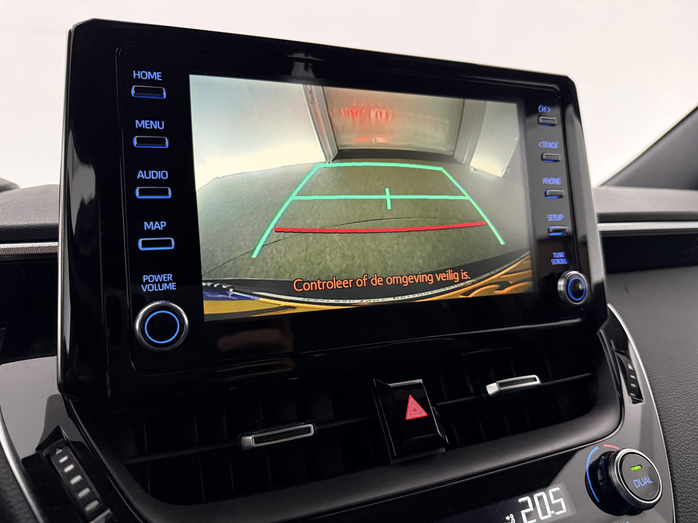 Toyota Corolla 1.8 Hybrid 148PK Business Plus | Camera | Cruise | LED | Virtual l | Navigatie | NAP