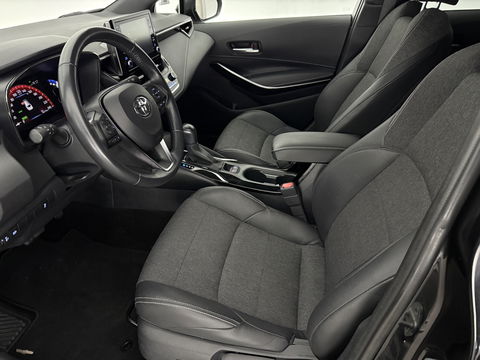 Toyota Corolla 1.8 Hybrid 148PK Business Plus | Camera | Cruise | LED | Virtual l | Navigatie | NAP