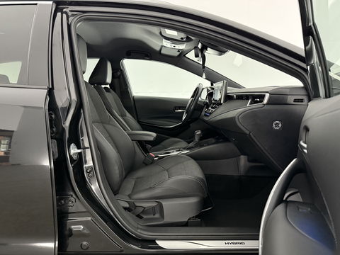 Toyota Corolla 1.8 Hybrid 148PK Business Plus | Camera | Cruise | LED | Virtual l | Navigatie | NAP