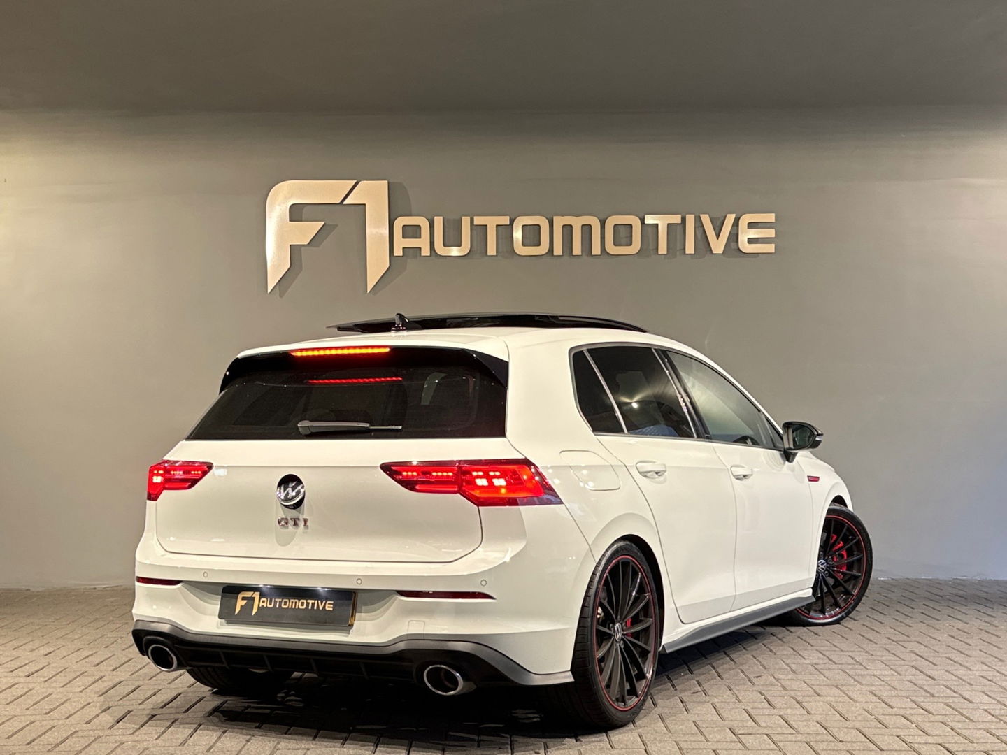 Volkswagen Golf 2.0 TSI GTI Pano|Memory|IQ|Sfeer|CarPlay|Cam