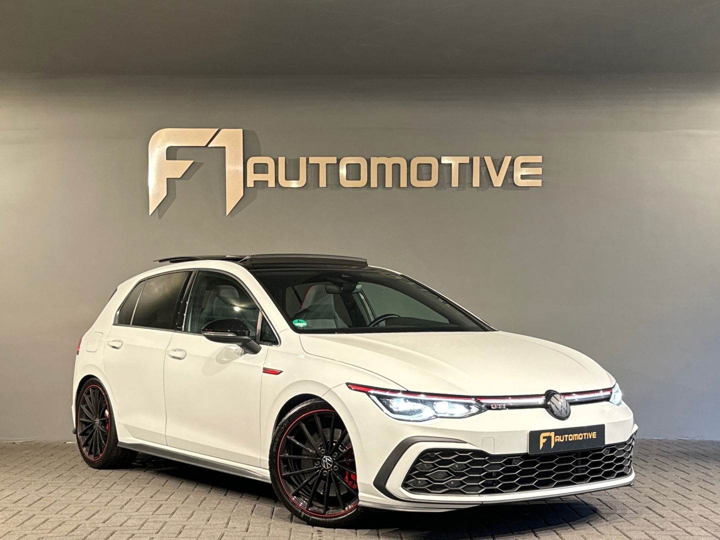 Volkswagen Golf 2.0 TSI GTI Pano|Memory|IQ|Sfeer|CarPlay|Cam