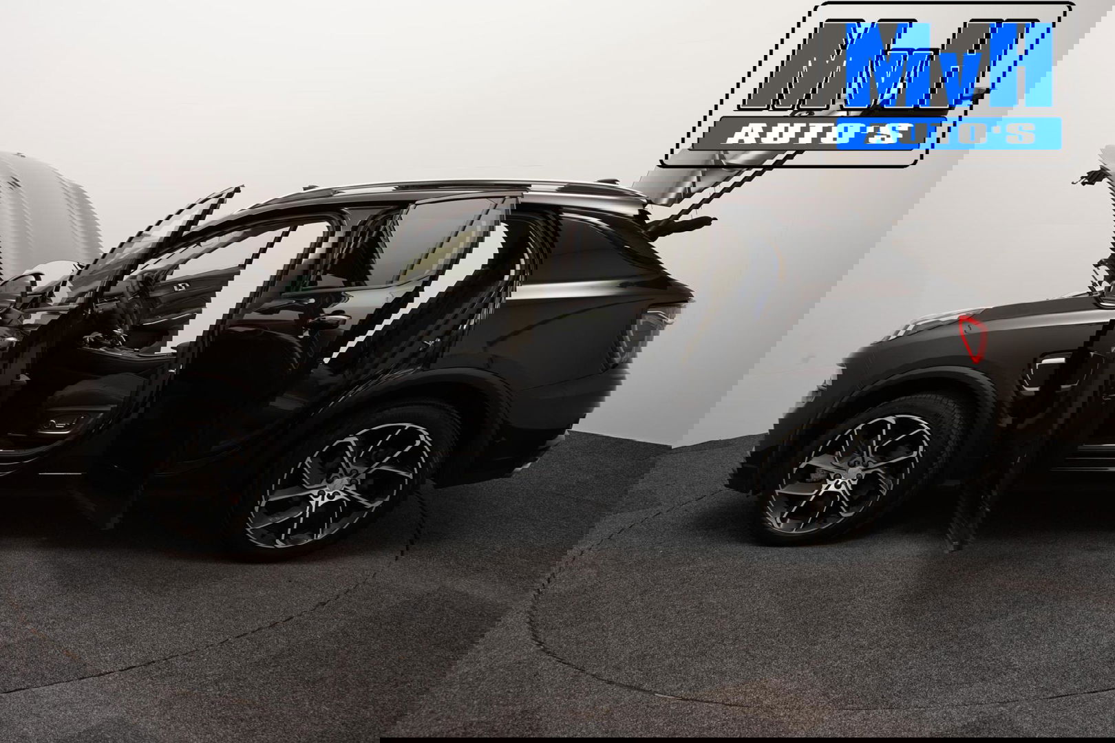 Lynk & Co 01 1.5 Hybride|LEER|FULL BLACK|360°CAM|NAP