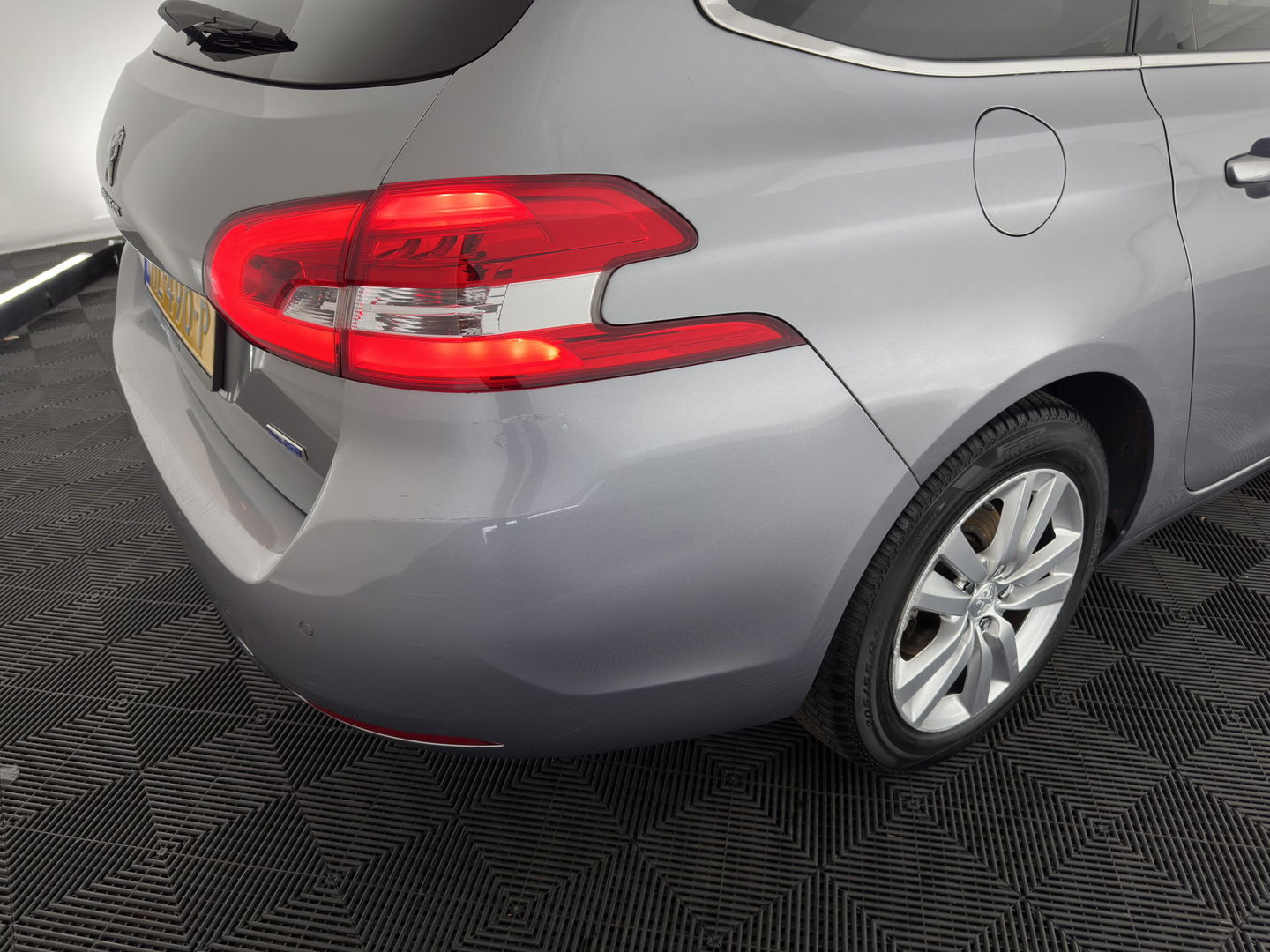 Peugeot 308 SW 1.6 BlueHDI Blue Lease Executive Pack *PANO | NAVI-FULLMAP | COMFORT-SEATS | CAMERA | ECC | PDC | CRUISE | 16''ALU*