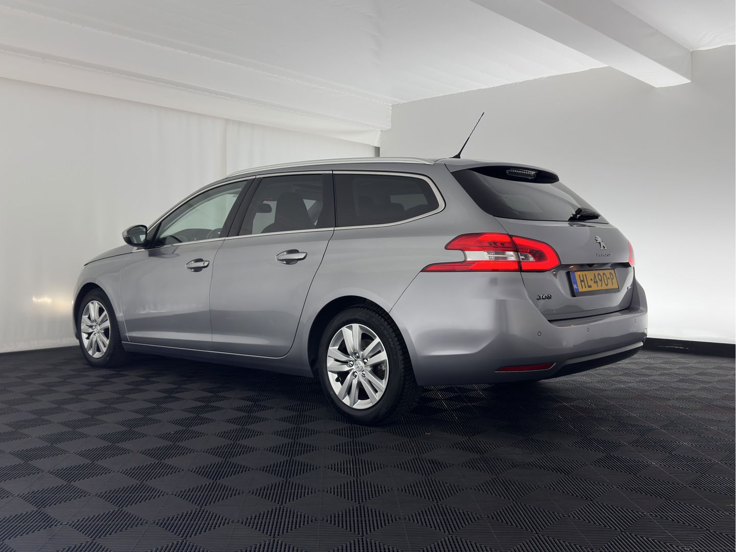 Peugeot 308 SW 1.6 BlueHDI Blue Lease Executive Pack *PANO | NAVI-FULLMAP | COMFORT-SEATS | CAMERA | ECC | PDC | CRUISE | 16''ALU*