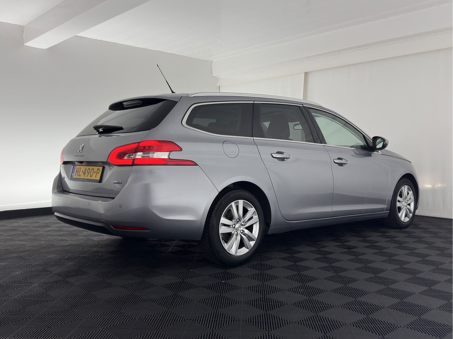 Peugeot 308 SW 1.6 BlueHDI Blue Lease Executive Pack *PANO | NAVI-FULLMAP | COMFORT-SEATS | CAMERA | ECC | PDC | CRUISE | 16''ALU*