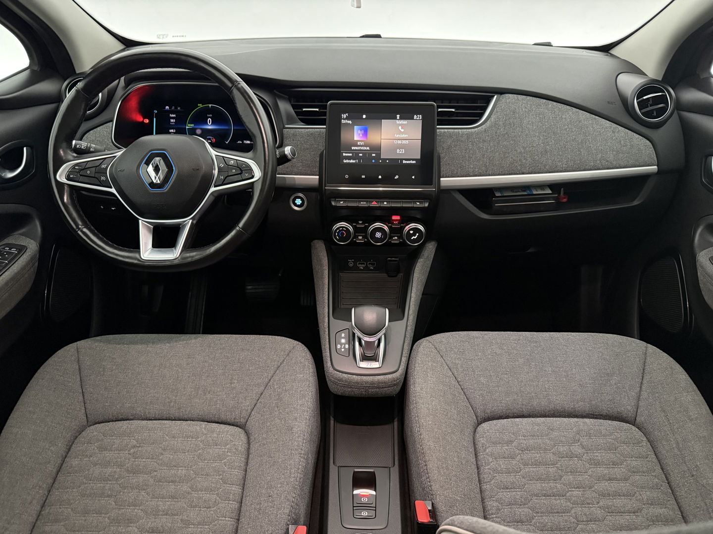 Renault ZOE R110 Life 52 kWh Huur Accu | Elektrisch | LED | Camera | Carplay | Cruise | Parkeersens. l Stoelverw.