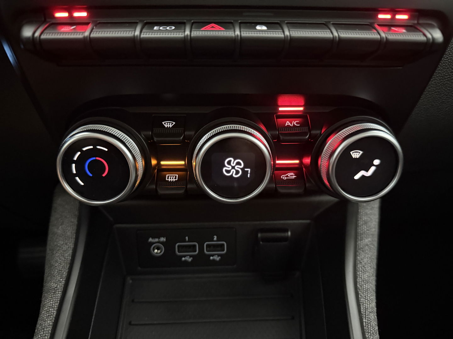 Renault ZOE R110 Life 52 kWh Huur Accu | Elektrisch | LED | Camera | Carplay | Cruise | Parkeersens. l Stoelverw.