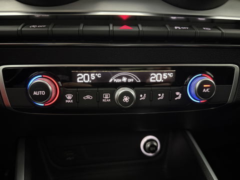 Audi Q2 35 TFSI 150PK S-line | LED | Carplay | Clima | Cruise | Navigatie | Parkeersens. | NAP