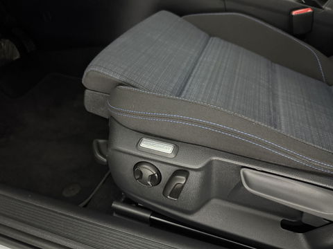 Volkswagen Passat Variant 1.4 TSI GTE PHEV 218PK | SOH 90% | Pano | Sfeerverl. | Camera | Adap. Cruise | Carplay