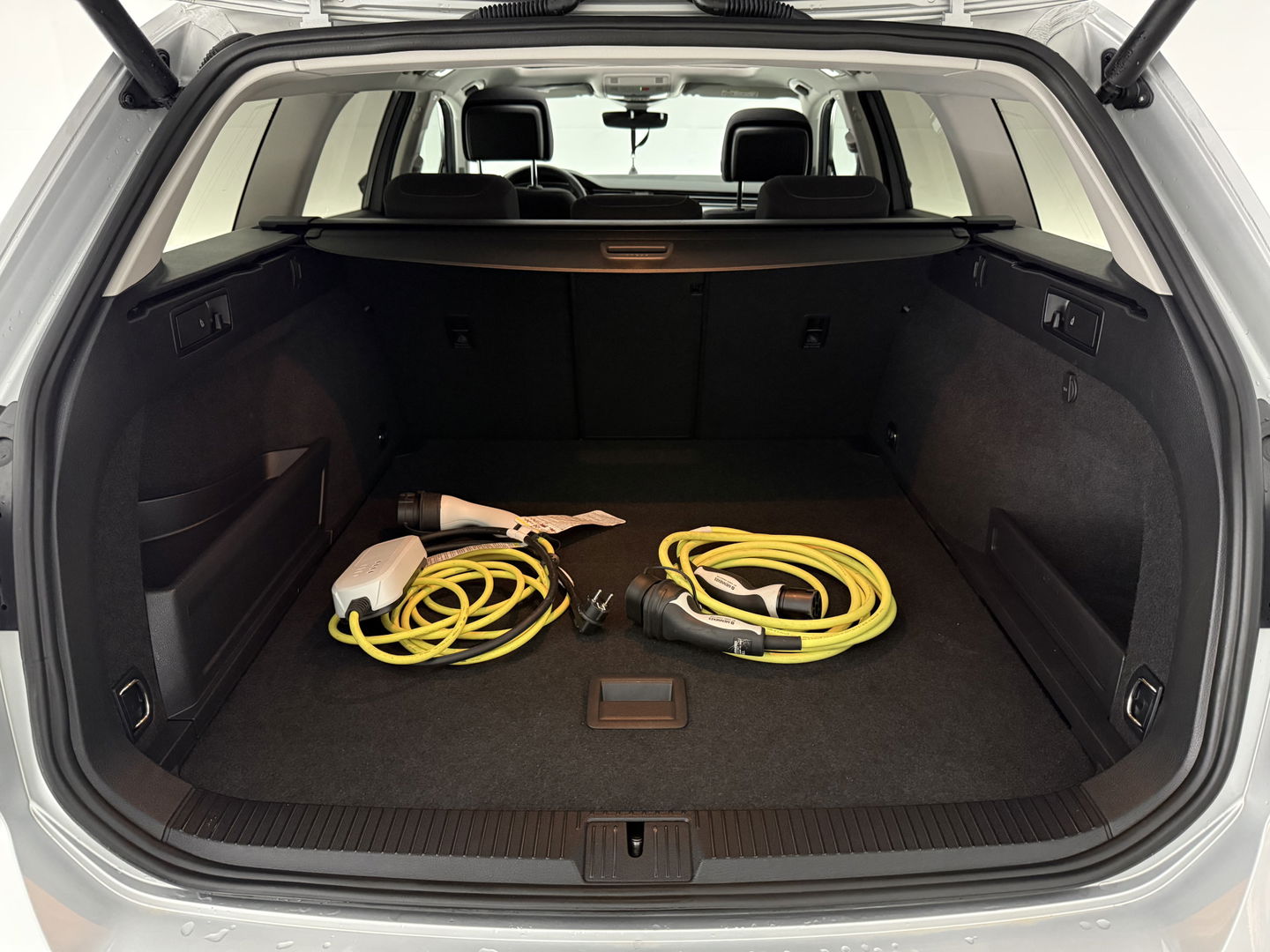 Volkswagen Passat Variant 1.4 TSI GTE PHEV 218PK | SOH 90% | Pano | Sfeerverl. | Camera | Adap. Cruise | Carplay