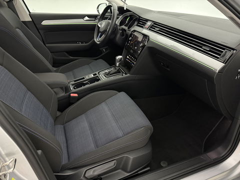 Volkswagen Passat Variant 1.4 TSI GTE PHEV 218PK | SOH 90% | Pano | Sfeerverl. | Camera | Adap. Cruise | Carplay