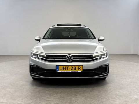 Volkswagen Passat Variant 1.4 TSI GTE PHEV 218PK | SOH 90% | Pano | Sfeerverl. | Camera | Adap. Cruise | Carplay