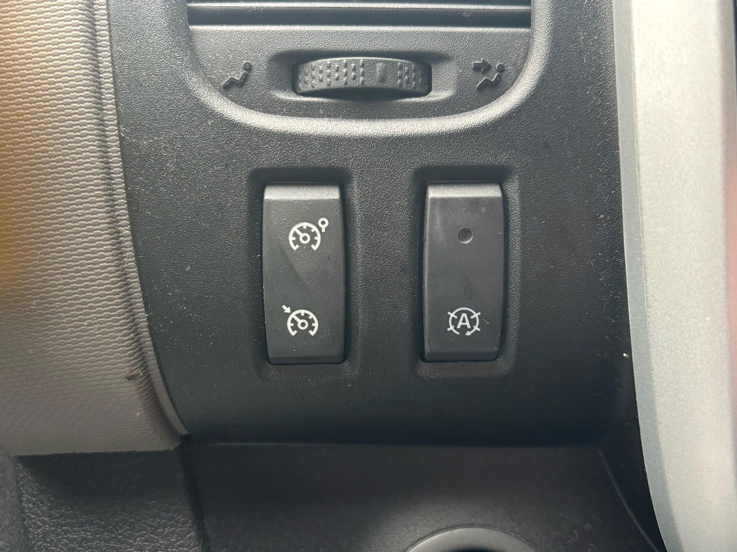 Renault Trafic L2H1 DC Formula Edition | MARGE | STOELVERWARMING | LEDER | 6 Persoons