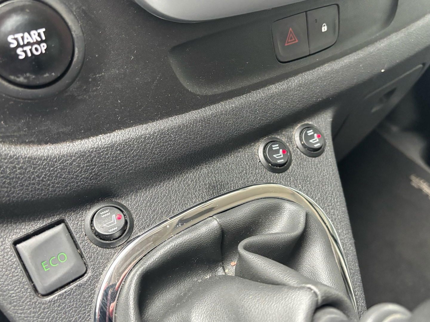 Renault Trafic L2H1 DC Formula Edition | MARGE | STOELVERWARMING | LEDER | 6 Persoons