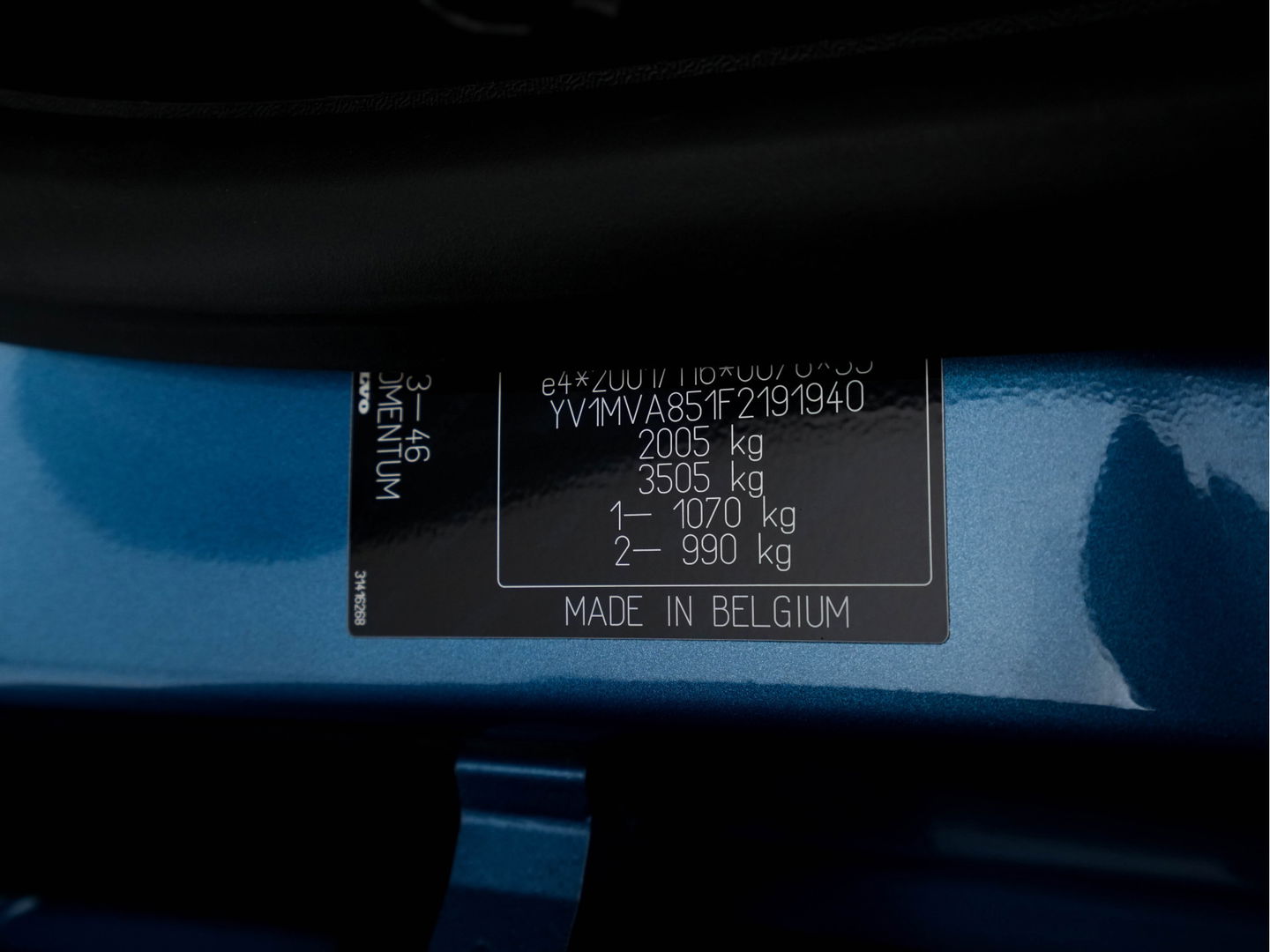 Volvo V40 2.0 D4 Summum Business *LEATHER-FABRIC | NAVI-FULLMAP | COMFORT-SEATS | ECC | PDC | CRUISE | TOWBAR | 16''ALU*