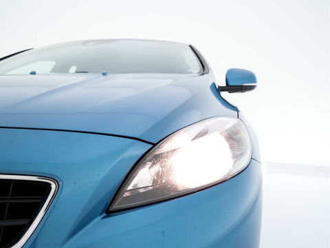 Volvo V40 2.0 D4 Summum Business *LEATHER-FABRIC | NAVI-FULLMAP | COMFORT-SEATS | ECC | PDC | CRUISE | TOWBAR | 16''ALU*