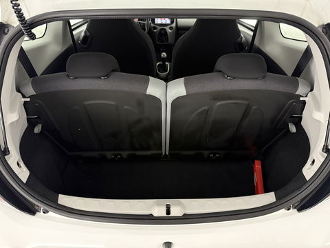 Toyota Aygo 1.0 VVT-i x-play | Airco | Camera | Cruise | LED | NAP