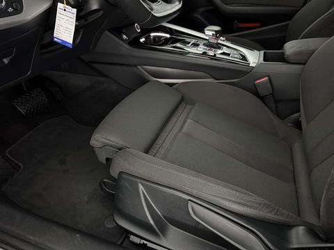 Audi A4 35 TFSI | Virtual | Carplay | Cruise | Navi | LED | Parkeersens. | Keyless | NAP