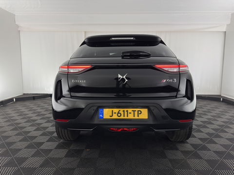 DS DS 3 Crossback E-Tense Performance Line+ 50 kWh [ 3-Fase ] {SOH-90%} (INCL.BTW) *LEATHER-FABRIC | MATRIX-LED | ADAPTIVE-CRUISE | DIGI-COCKPIT | HEATED-SPORTSEATS | CAMERA | KEYLESS | NAVI-FULLMAP | DAB+ | ECC | PDC | 18''ALU*