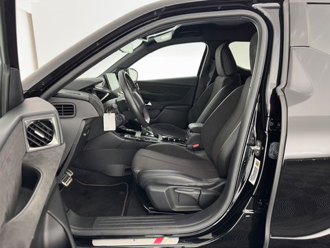 DS DS 3 Crossback E-Tense Performance Line+ 50 kWh [ 3-Fase ] {SOH-90%} (INCL.BTW) *LEATHER-FABRIC | MATRIX-LED | ADAPTIVE-CRUISE | DIGI-COCKPIT | HEATED-SPORTSEATS | CAMERA | KEYLESS | NAVI-FULLMAP | DAB+ | ECC | PDC | 18''ALU*