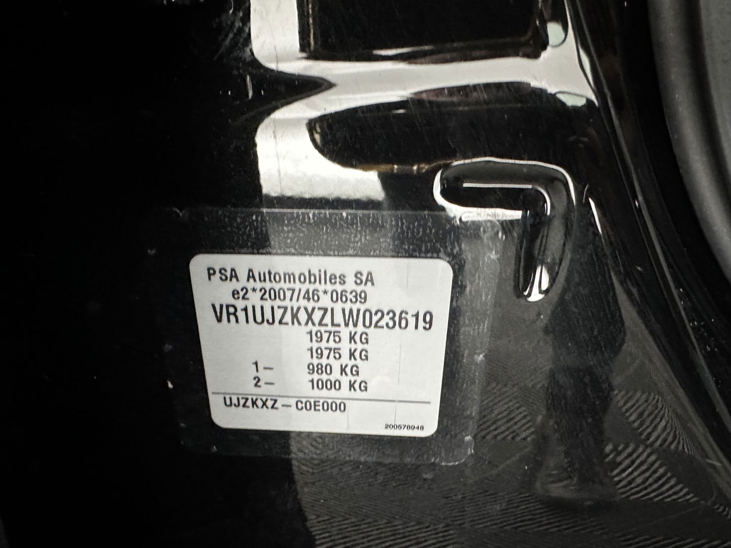 DS DS 3 Crossback E-Tense Performance Line+ 50 kWh [ 3-Fase ] {SOH-90%} (INCL.BTW) *LEATHER-FABRIC | MATRIX-LED | ADAPTIVE-CRUISE | DIGI-COCKPIT | HEATED-SPORTSEATS | CAMERA | KEYLESS | NAVI-FULLMAP | DAB+ | ECC | PDC | 18''ALU*