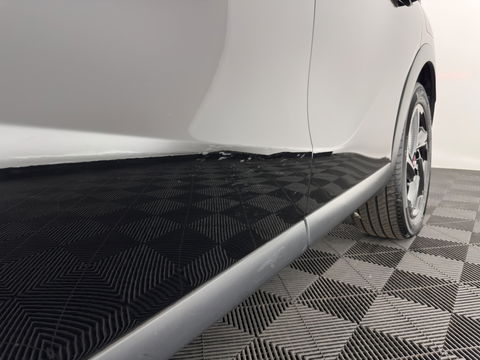 DS DS 3 Crossback E-Tense Performance Line+ 50 kWh [ 3-Fase ] {SOH-90%} (INCL.BTW) *LEATHER-FABRIC | MATRIX-LED | ADAPTIVE-CRUISE | DIGI-COCKPIT | HEATED-SPORTSEATS | CAMERA | KEYLESS | NAVI-FULLMAP | DAB+ | ECC | PDC | 18''ALU*