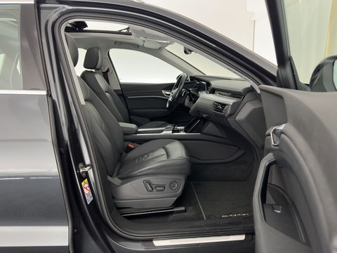 Audi e-tron E-tron 50 Quattro Launch edition plus 71 kWh [ 3-Fase ] {SOH-96%} (INCL-BTW) *PANO | LUXURY-LEATHER | ADAPTIVE-CRUISE | FULL-LED | DIGI-COCKPIT | KEYLESS | MEMORY-PACK | CAMERA | NAVI-FULLMAP | SHIFT-PADDLES | COMFORT-SEATS | 20''ALU*