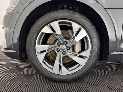 Audi e-tron E-tron 50 Quattro Launch edition plus 71 kWh [ 3-Fase ] {SOH-96%} (INCL-BTW) *PANO | LUXURY-LEATHER | ADAPTIVE-CRUISE | FULL-LED | DIGI-COCKPIT | KEYLESS | MEMORY-PACK | CAMERA | NAVI-FULLMAP | SHIFT-PADDLES | COMFORT-SEATS | 20''ALU*
