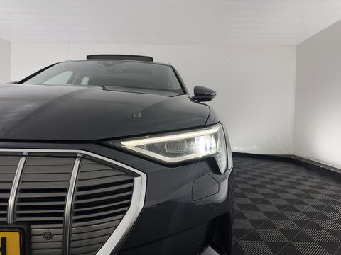 Audi e-tron E-tron 50 Quattro Launch edition plus 71 kWh [ 3-Fase ] {SOH-96%} (INCL-BTW) *PANO | LUXURY-LEATHER | ADAPTIVE-CRUISE | FULL-LED | DIGI-COCKPIT | KEYLESS | MEMORY-PACK | CAMERA | NAVI-FULLMAP | SHIFT-PADDLES | COMFORT-SEATS | 20''ALU*