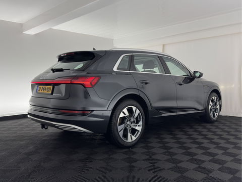 Audi e-tron E-tron 50 Quattro Launch edition plus 71 kWh [ 3-Fase ] {SOH-96%} (INCL-BTW) *PANO | LUXURY-LEATHER | ADAPTIVE-CRUISE | FULL-LED | DIGI-COCKPIT | KEYLESS | MEMORY-PACK | CAMERA | NAVI-FULLMAP | SHIFT-PADDLES | COMFORT-SEATS | 20''ALU*