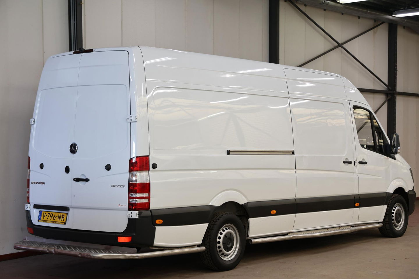 Mercedes-Benz Sprinter 311 2.2 CDI AUTOMAAT L3H2 POST NL EURO 6