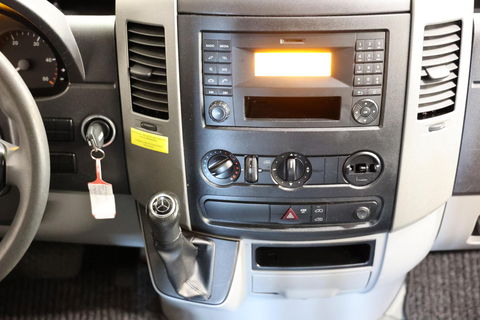 Mercedes-Benz Sprinter 311 2.2 CDI AUTOMAAT L3H2 POST NL EURO 6