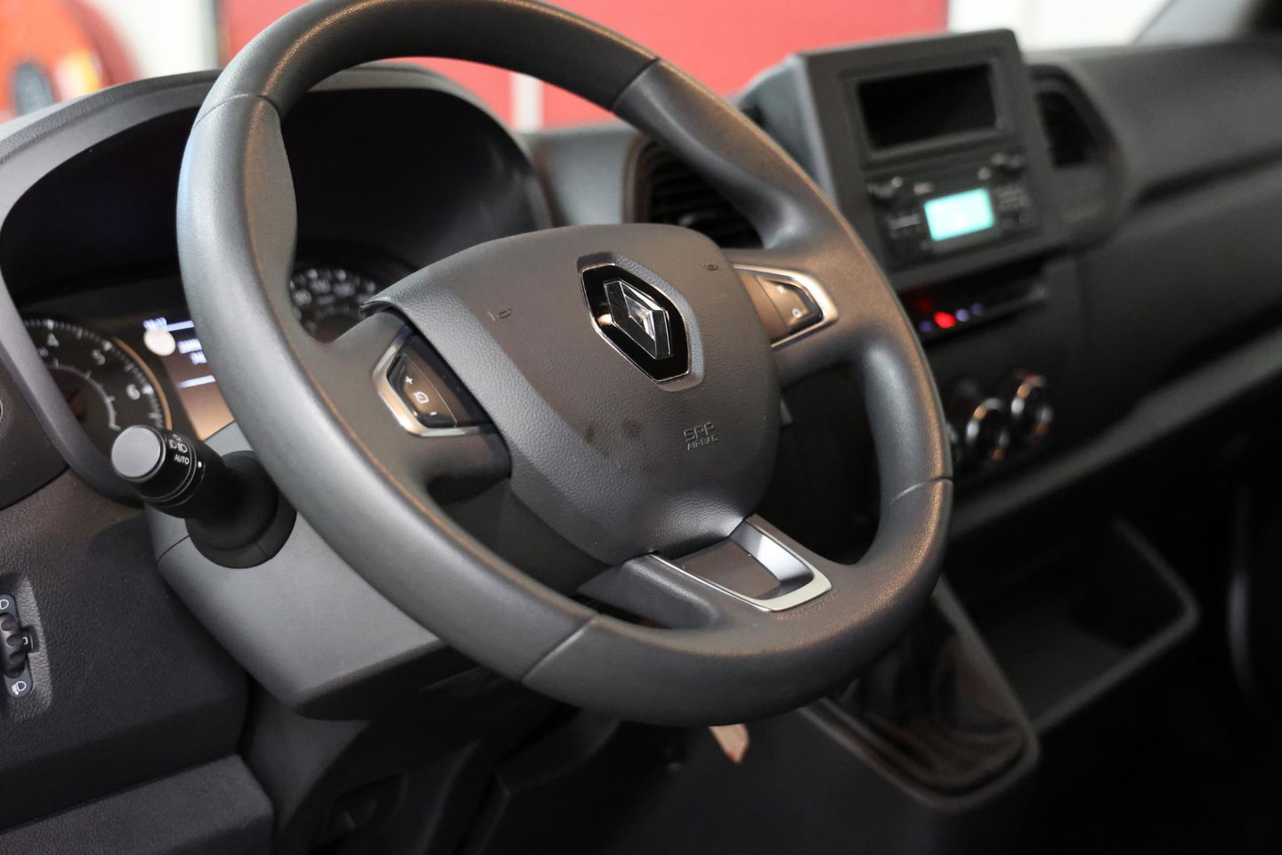 Renault Master 2.3 dCi 150 L3H2 LAADKLEP