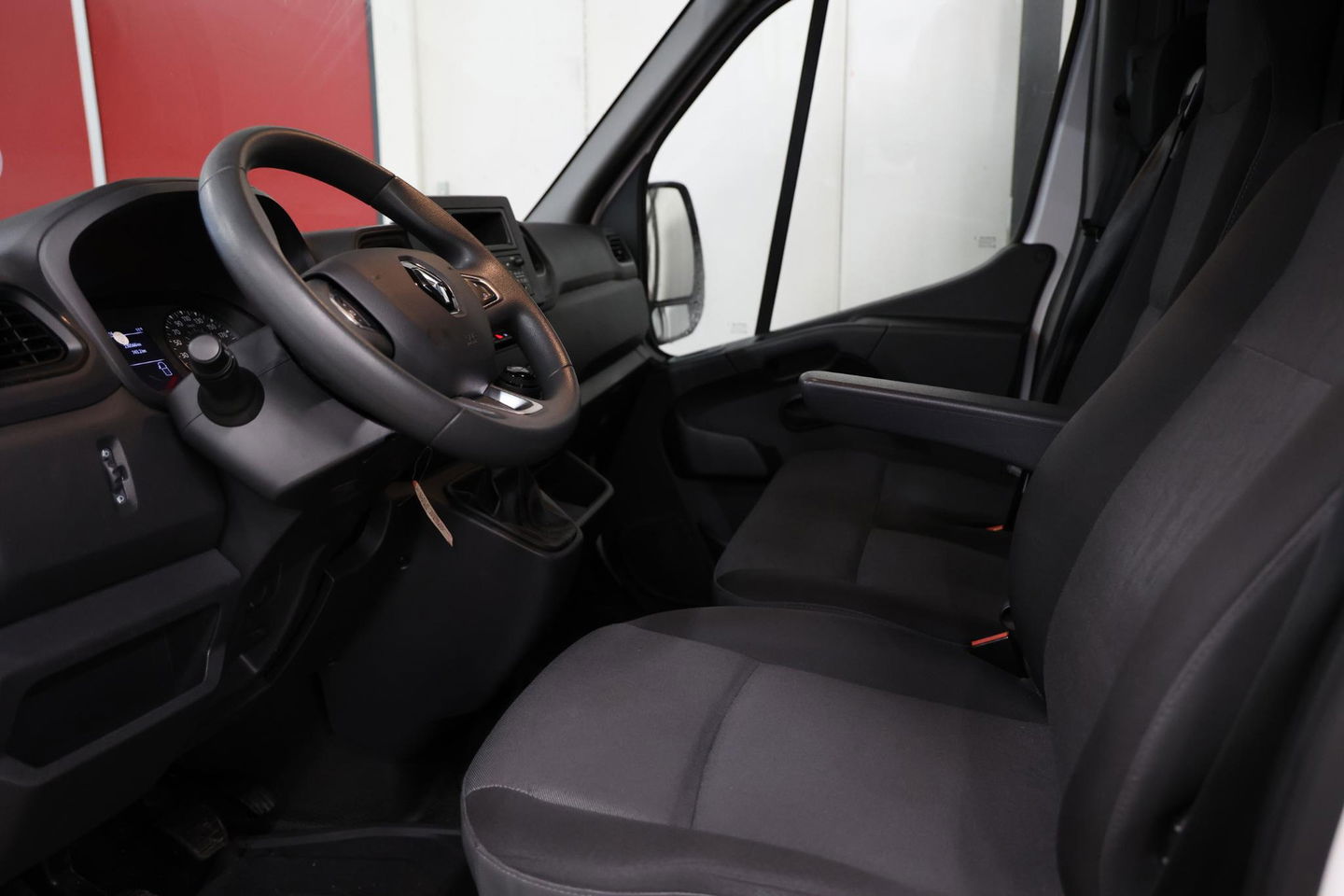 Renault Master 2.3 dCi 150 L3H2 LAADKLEP