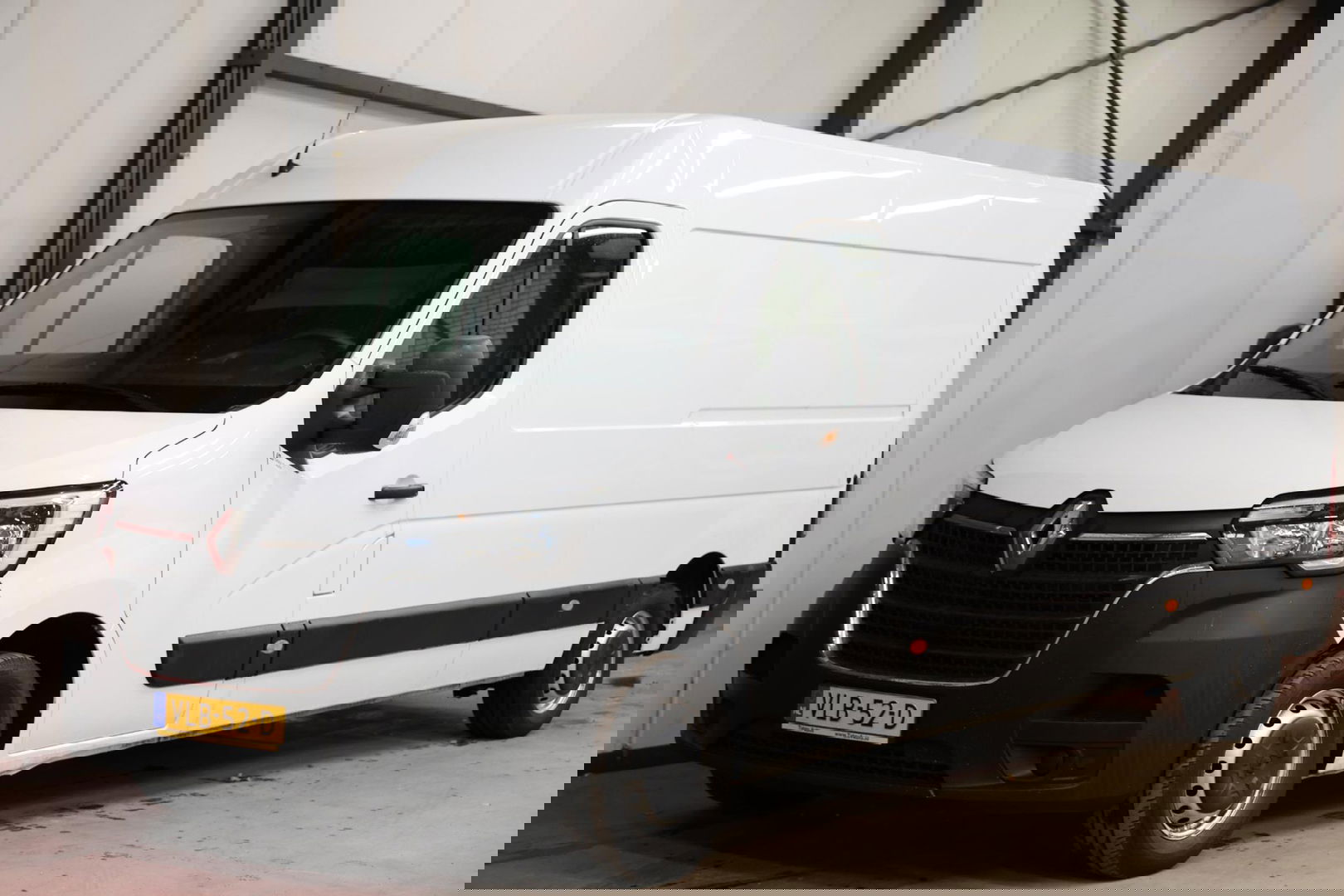 Renault Master 2.3 dCi 150 L3H2 LAADKLEP