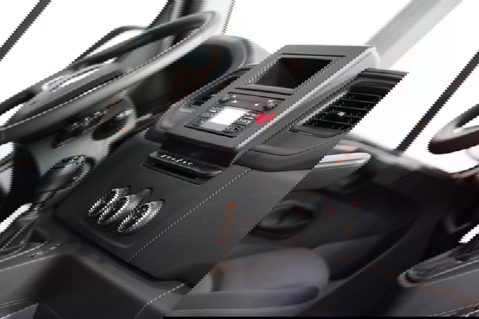 Renault Master 2.3 dCi 150 L3H2 LAADKLEP