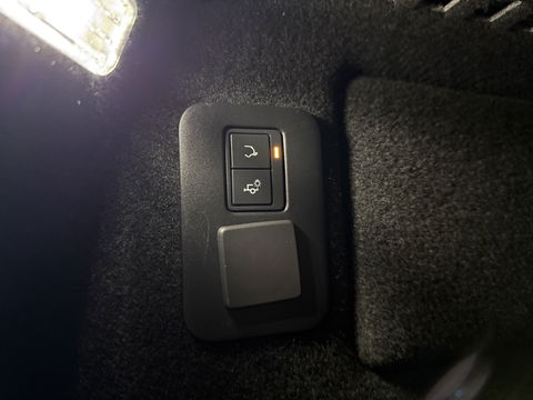 Land Rover Range Rover Evoque 1.5 P300e AWD R-Dynamic HSE | SOH 88% | Pano | Adap. Cruise | Memory | Meridian | Stoel/Stuur verw. | Camera | Trekh.