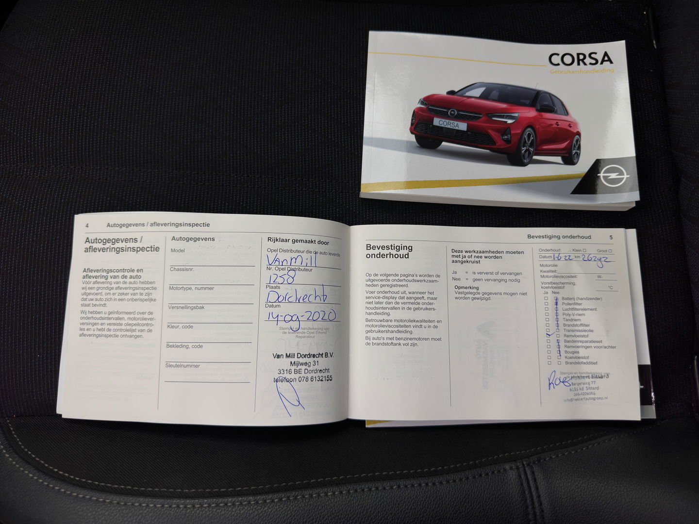 Opel CORSA-E Elegance 50 kWh [ 3-Fase ] {SOH-94%} (INCL-BTW) Aut. *FULL-LED | DIGI-COCKPIT | LEATHER-MICROFIBRE | NAVI-FULLMAP |  CAMERA | CARPLAY | ECC | KEYLESS | CRUISE | DAB | LANE-ASSIST | PDC | SPORT-SEATS | PRIVACY-GLASS | 16"ALU*