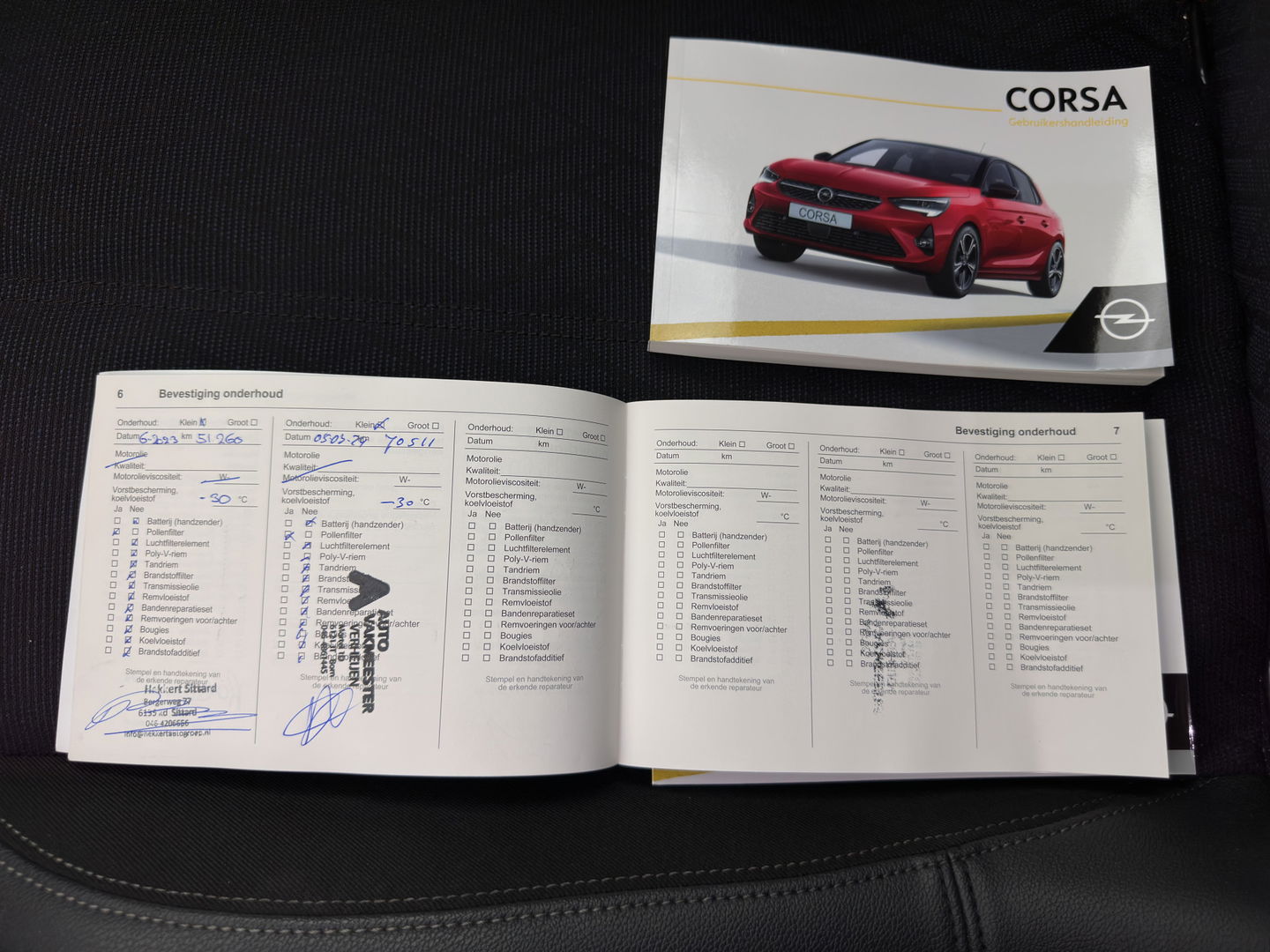 Opel CORSA-E Elegance 50 kWh [ 3-Fase ] {SOH-94%} (INCL-BTW) Aut. *FULL-LED | DIGI-COCKPIT | LEATHER-MICROFIBRE | NAVI-FULLMAP |  CAMERA | CARPLAY | ECC | KEYLESS | CRUISE | DAB | LANE-ASSIST | PDC | SPORT-SEATS | PRIVACY-GLASS | 16"ALU*