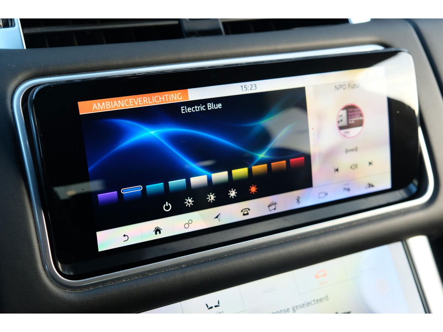 Land Rover Range Rover Sport P400e 404pk Autobiography Dynamic Panoramadak Carbon 22" LMV Alcantara NLauto VOL!!