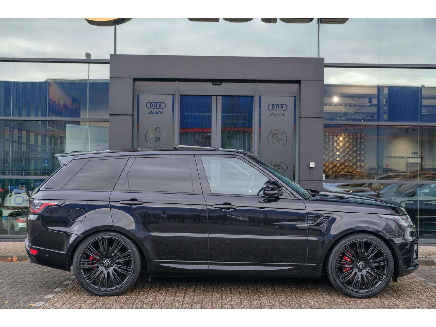 Land Rover Range Rover Sport P400e 404pk Autobiography Dynamic Panoramadak Carbon 22" LMV Alcantara NLauto VOL!!