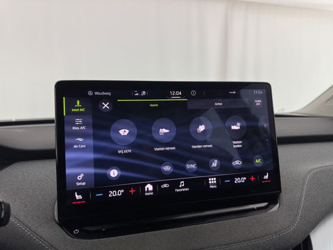 Škoda Enyaq iV 80 [ 3-Fase ] (INCL-BTW) *LEATHER-FABRIC | FULL-LED | DIGI-COCKPIT | CAMERA | KEYLESS | NAVI-FULLMAP | AMBIENT-LIGHT | ECC | HEATED-COMFORTSEATS | DAB+ | PDC | CRUISE | CARPLAY | TOWBAR | 19"ALU*