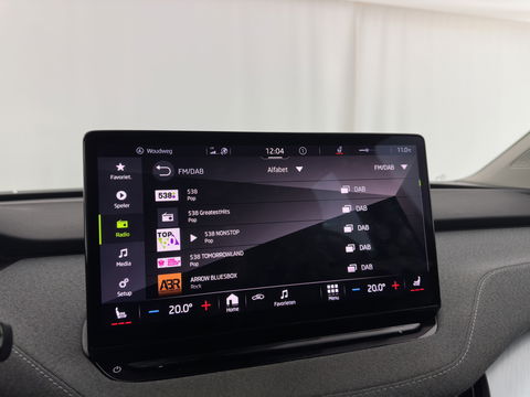 Škoda Enyaq iV 80 [ 3-Fase ] (INCL-BTW) *LEATHER-FABRIC | FULL-LED | DIGI-COCKPIT | CAMERA | KEYLESS | NAVI-FULLMAP | AMBIENT-LIGHT | ECC | HEATED-COMFORTSEATS | DAB+ | PDC | CRUISE | CARPLAY | TOWBAR | 19"ALU*