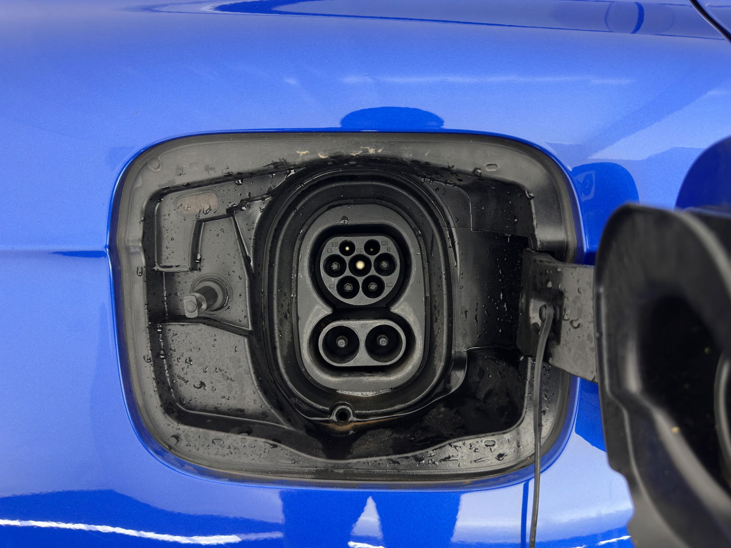 Škoda Enyaq iV 80 [ 3-Fase ] (INCL-BTW) *LEATHER-FABRIC | FULL-LED | DIGI-COCKPIT | CAMERA | KEYLESS | NAVI-FULLMAP | AMBIENT-LIGHT | ECC | HEATED-COMFORTSEATS | DAB+ | PDC | CRUISE | CARPLAY | TOWBAR | 19"ALU*