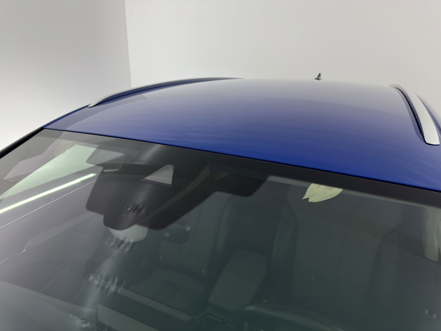 Škoda Enyaq iV 80 [ 3-Fase ] (INCL-BTW) *LEATHER-FABRIC | FULL-LED | DIGI-COCKPIT | CAMERA | KEYLESS | NAVI-FULLMAP | AMBIENT-LIGHT | ECC | HEATED-COMFORTSEATS | DAB+ | PDC | CRUISE | CARPLAY | TOWBAR | 19"ALU*