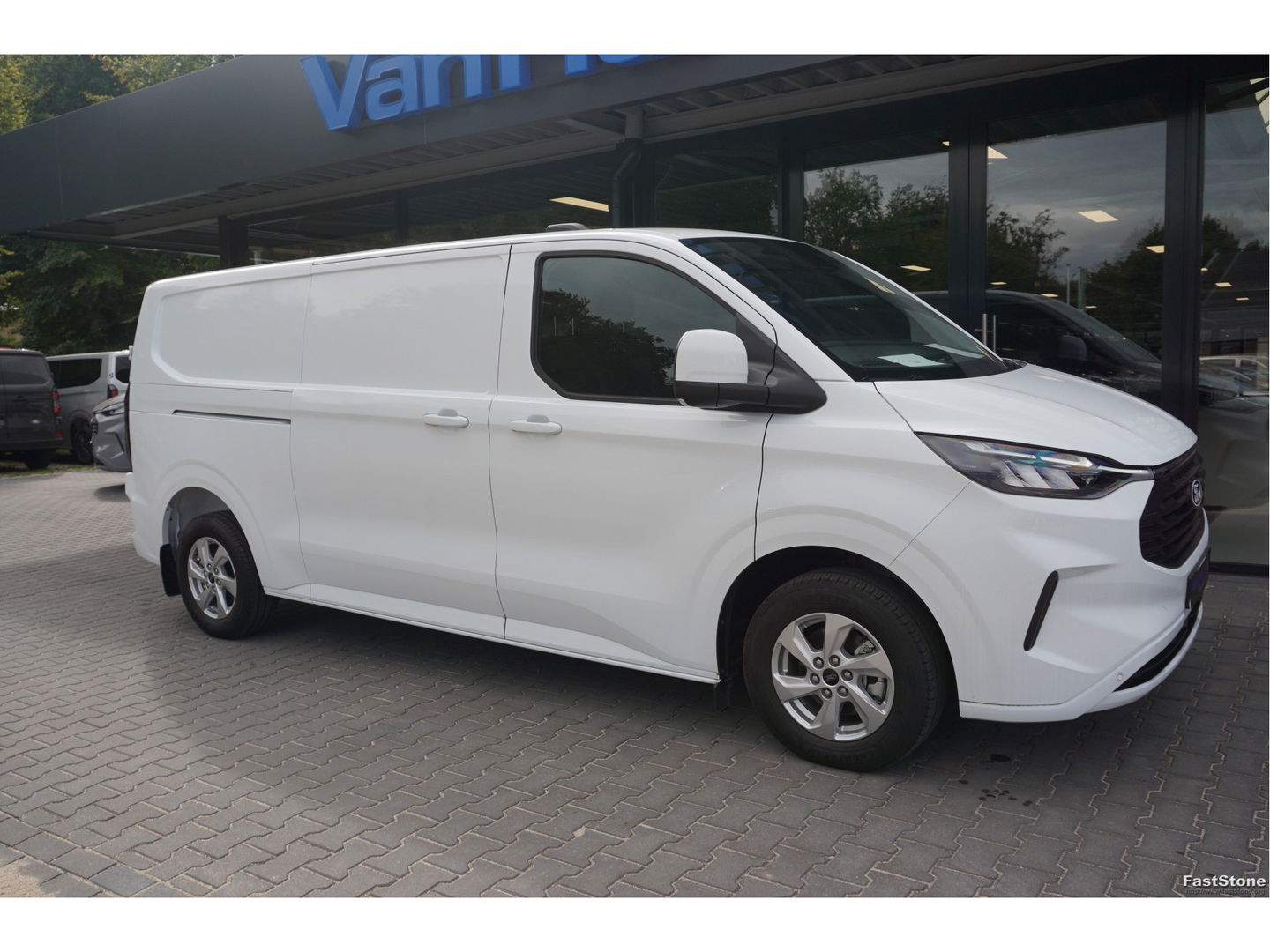 Ford Transit Custom 300L 136PK Limited BPM VRIJ!! 12" Scherm Navi, Camera, Adap Cruise, LED!! NR. GW02*