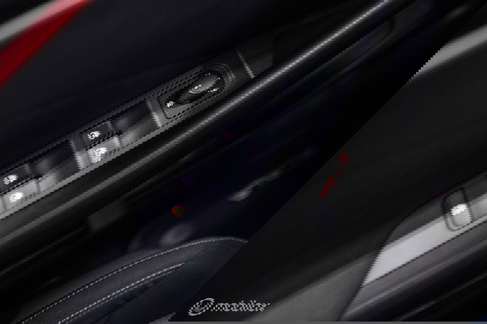 Škoda Scala 1.0 TSI Sport Business | Sportstoelen | Trekaak | NAP NL auto | LED | Adaptive cruise | Clima | Dealer oh | 17 inch | CarPlay |